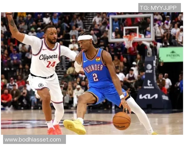 快船轻取雷霆，晋级西部半决赛：胜利背后的战略与默契