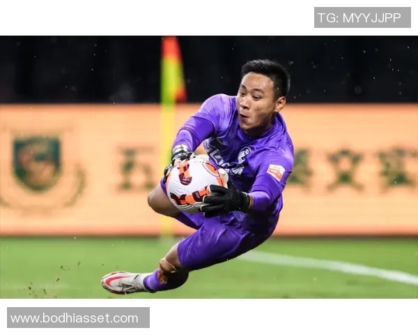 深圳佳兆业迎战梅州球队全力以赴争取胜利的精彩对决分析