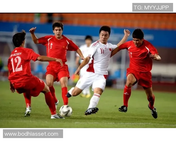 球皇的传奇之路：从青涩少年到世界足球巅峰的辉煌历程